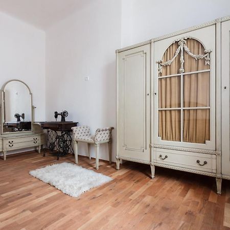 Prague Days - Stylish New Town Apartments Bagian luar foto